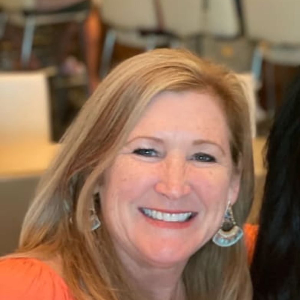 Meet your Posher, Cassondra